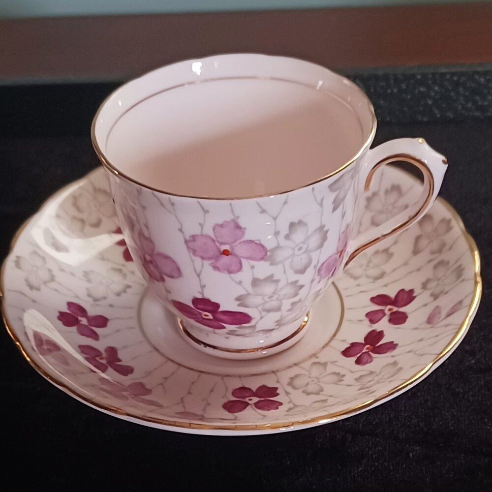 Tuscan English PINK teacup & saucer